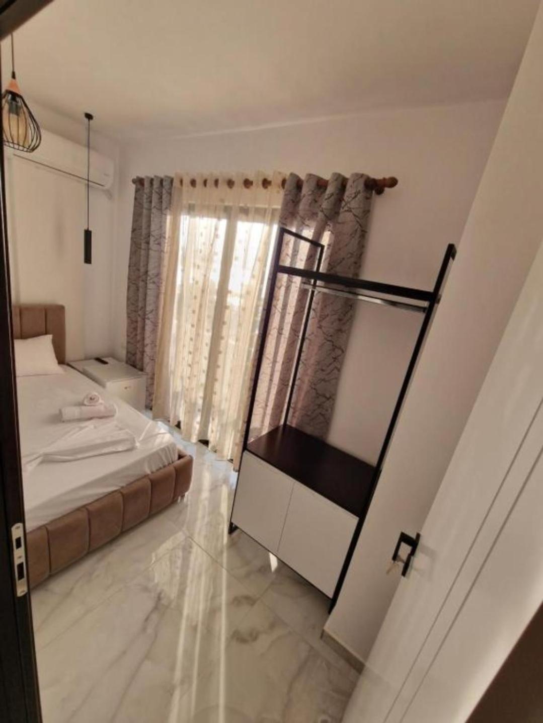 Blue Hotel Ksamil Luaran gambar
