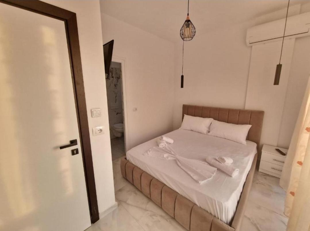 Blue Hotel Ksamil Luaran gambar